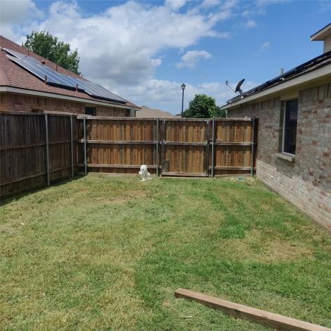 222 Chesterfield Circle Waxahachie TX 75165