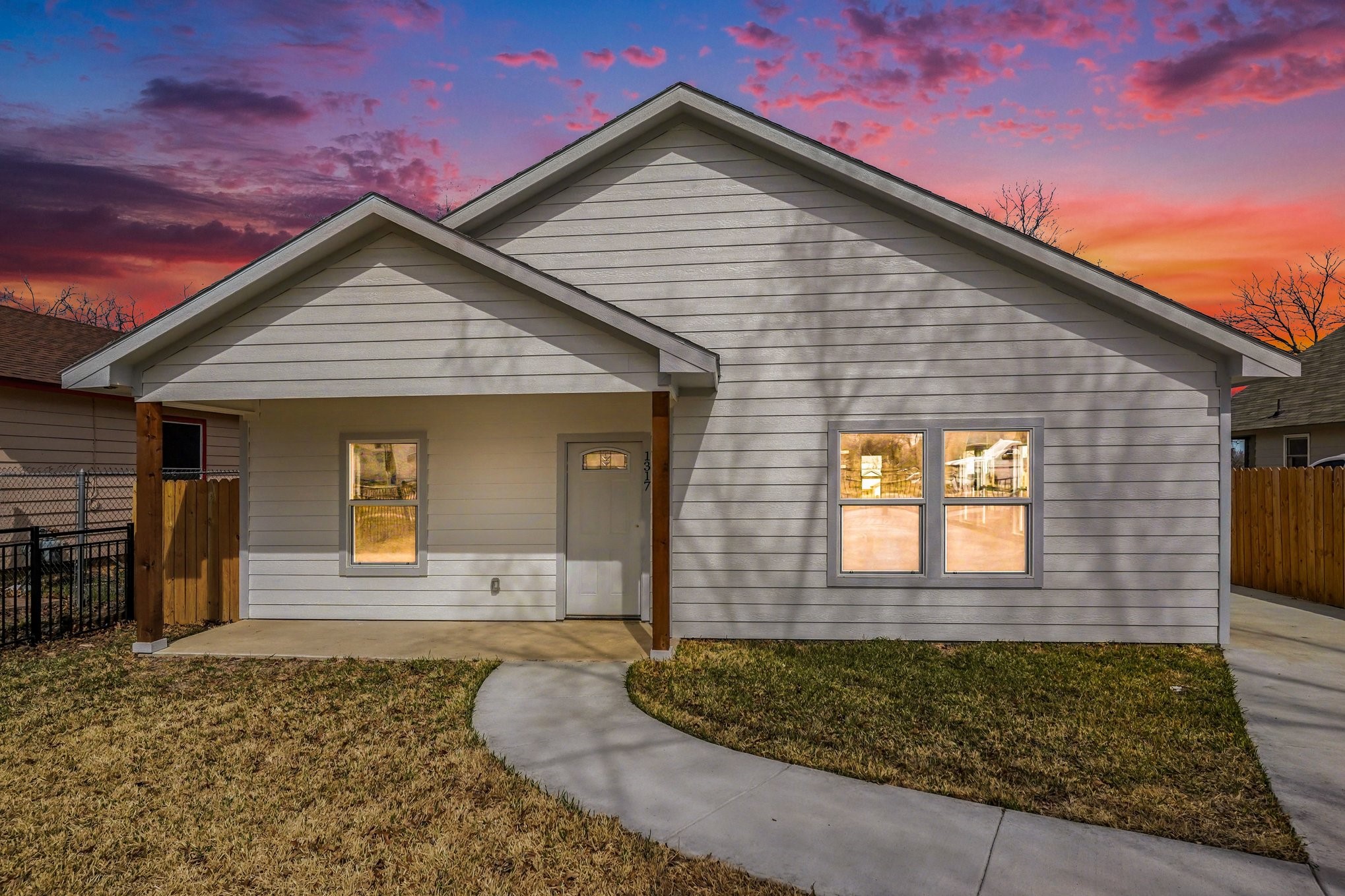 Fort Worth TX, 1317 E Tucker Street