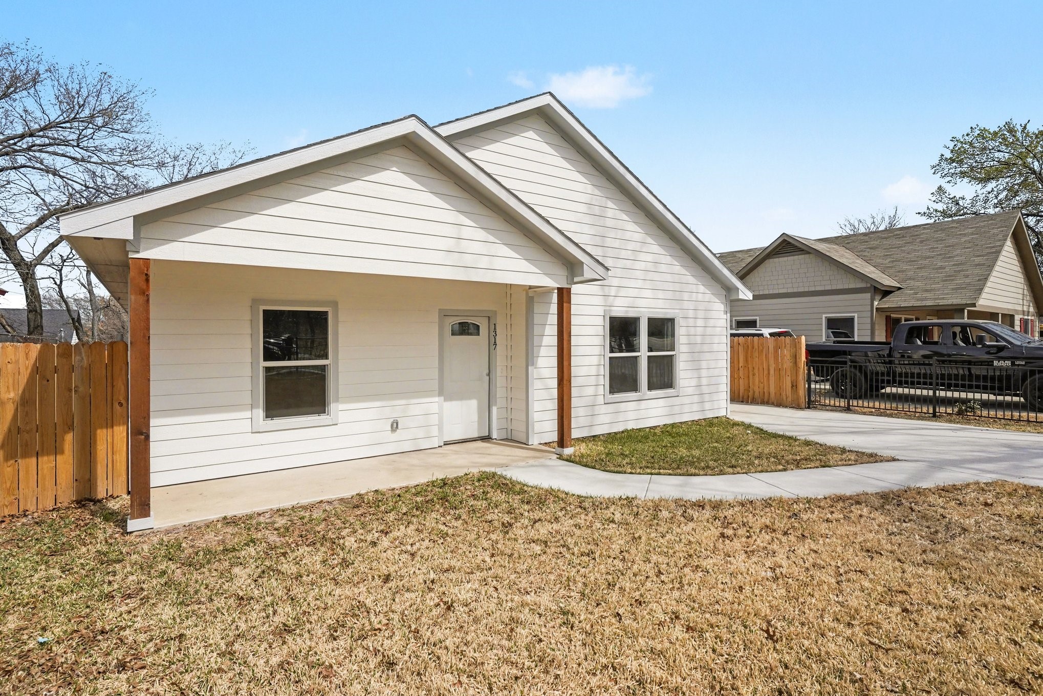 1317 E Tucker Street Fort Worth TX 76104