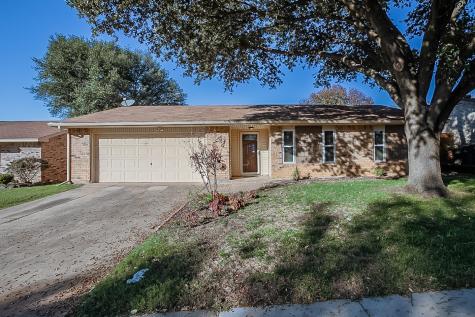6021 Hillcrest Drive Watauga TX 76148