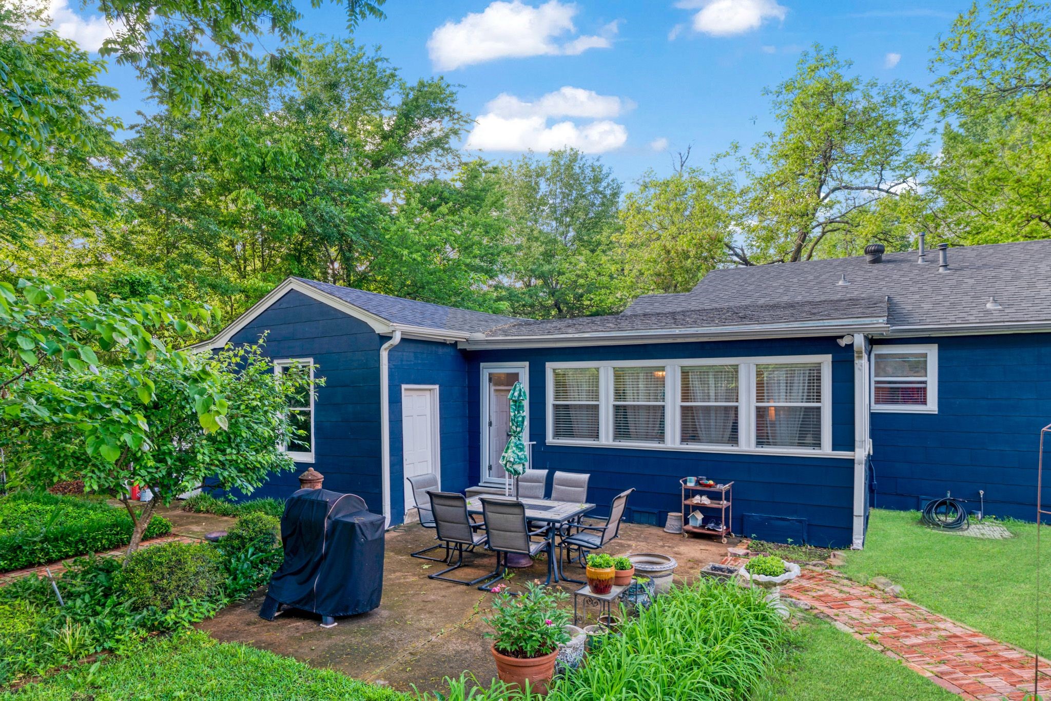 2000 Simpson Street Paris TX 75460