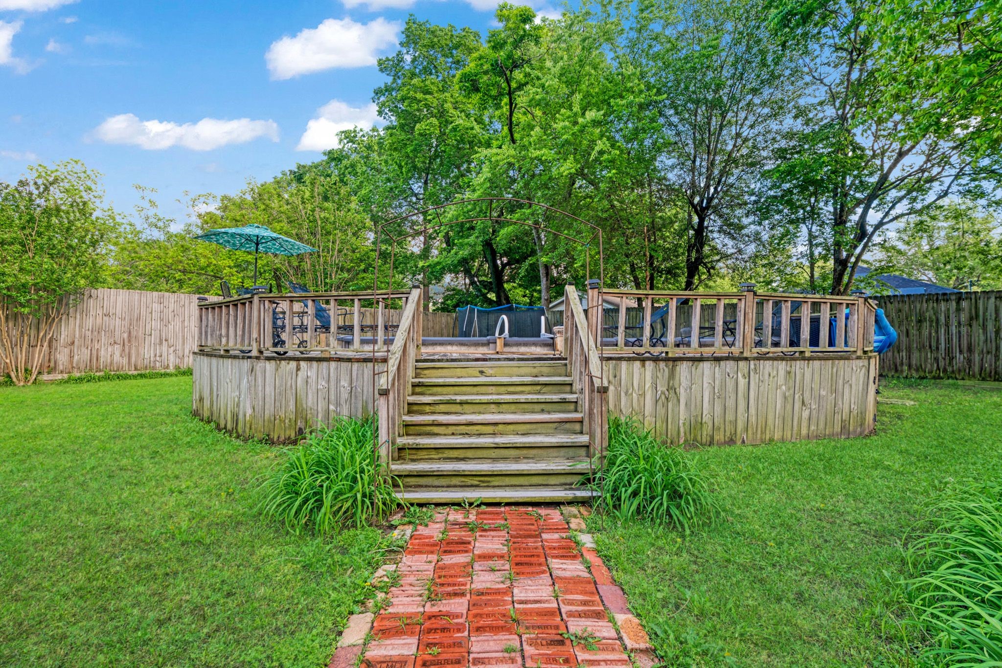 2000 Simpson Street Paris TX 75460