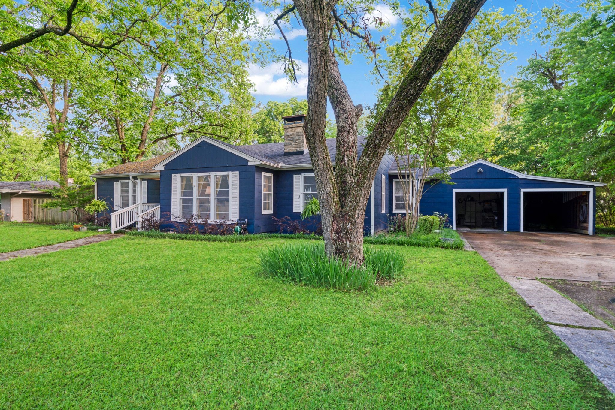 2000 Simpson Street Paris TX 75460