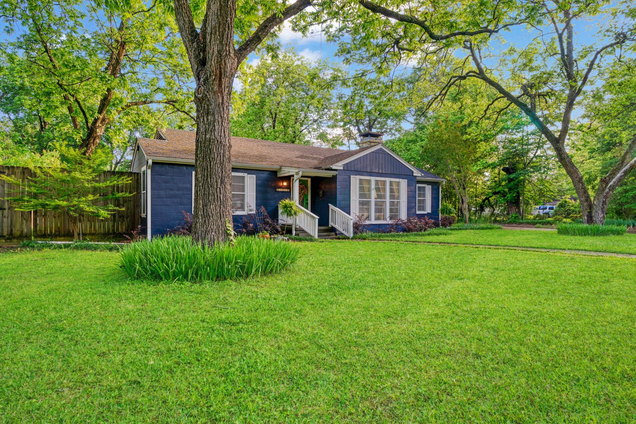 2000 Simpson Street Paris TX 75460