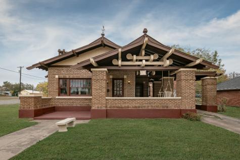 701 Pecan Street Honey Grove TX 75446
