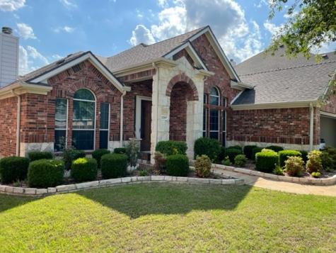 2267 Tawny Owl Road Grand Prairie TX 75052