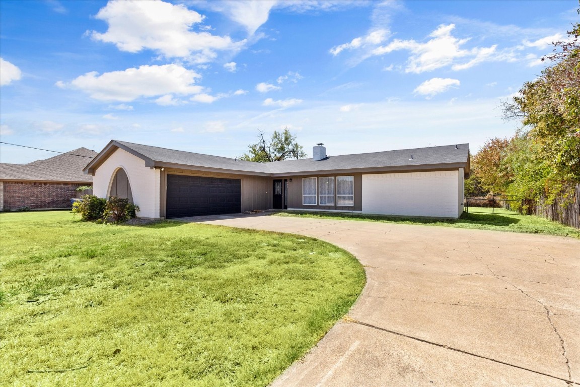 506 Grandview Drive Granbury TX 76049