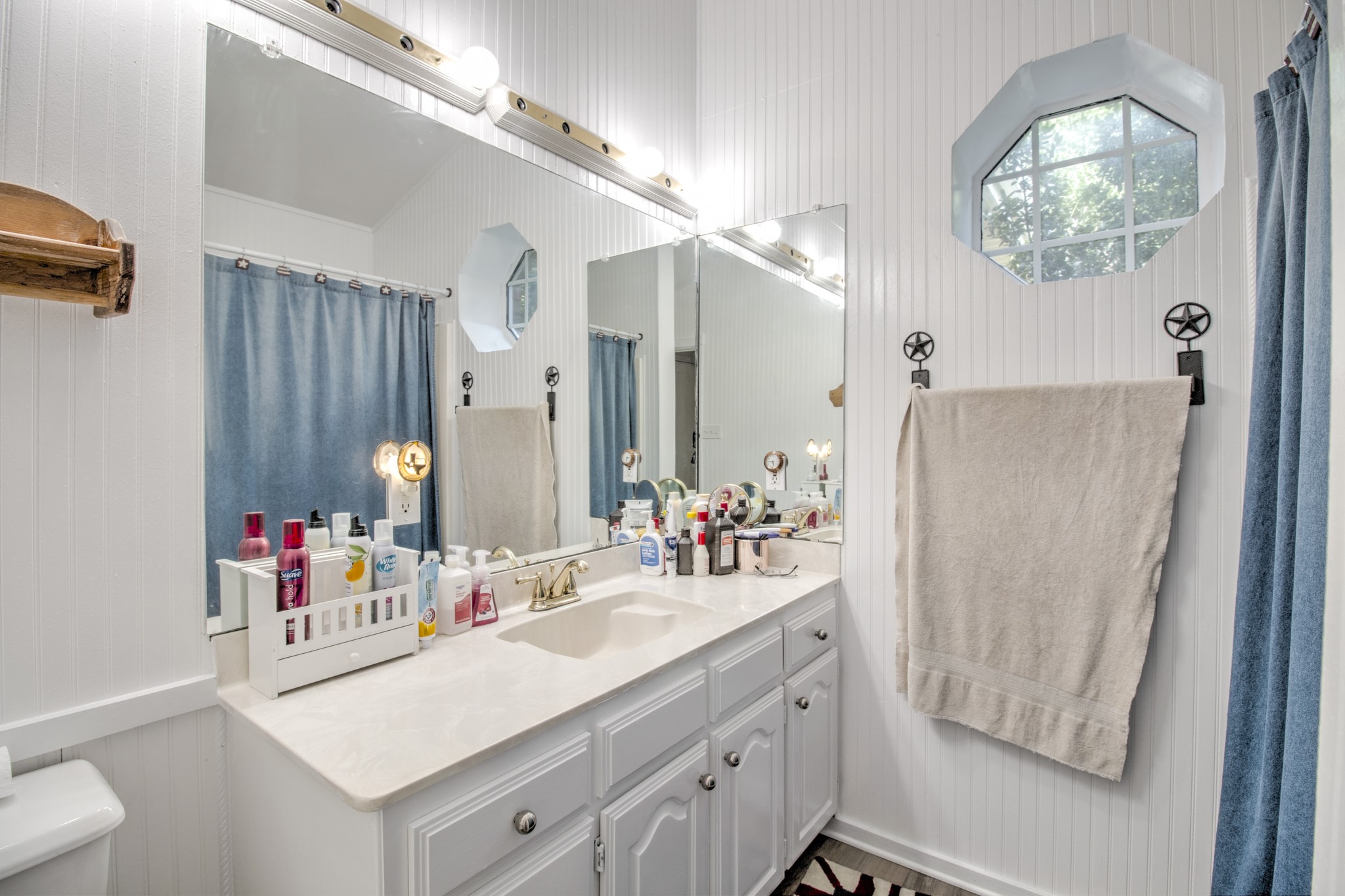 21921 Quail Run Road Sanger TX 76266
