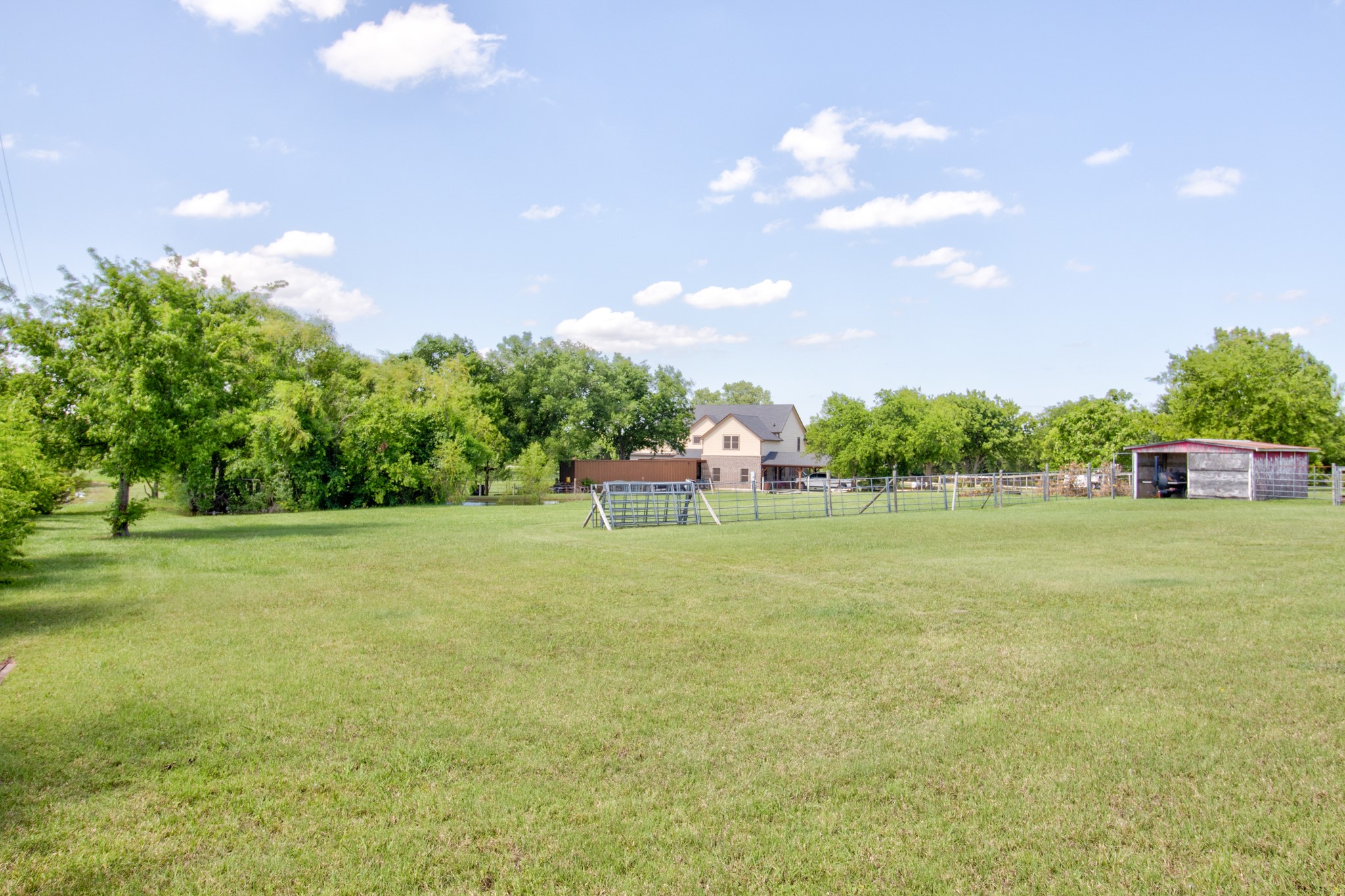 21921 Quail Run Road Sanger TX 76266