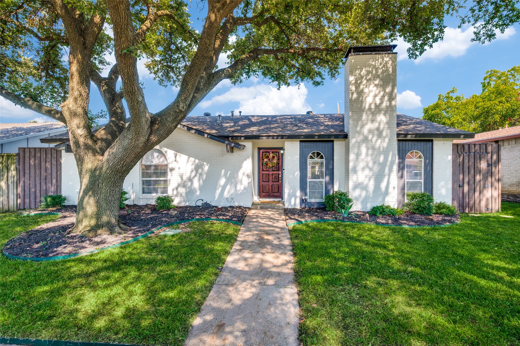 10927 Middle Knoll Drive Dallas TX 75238