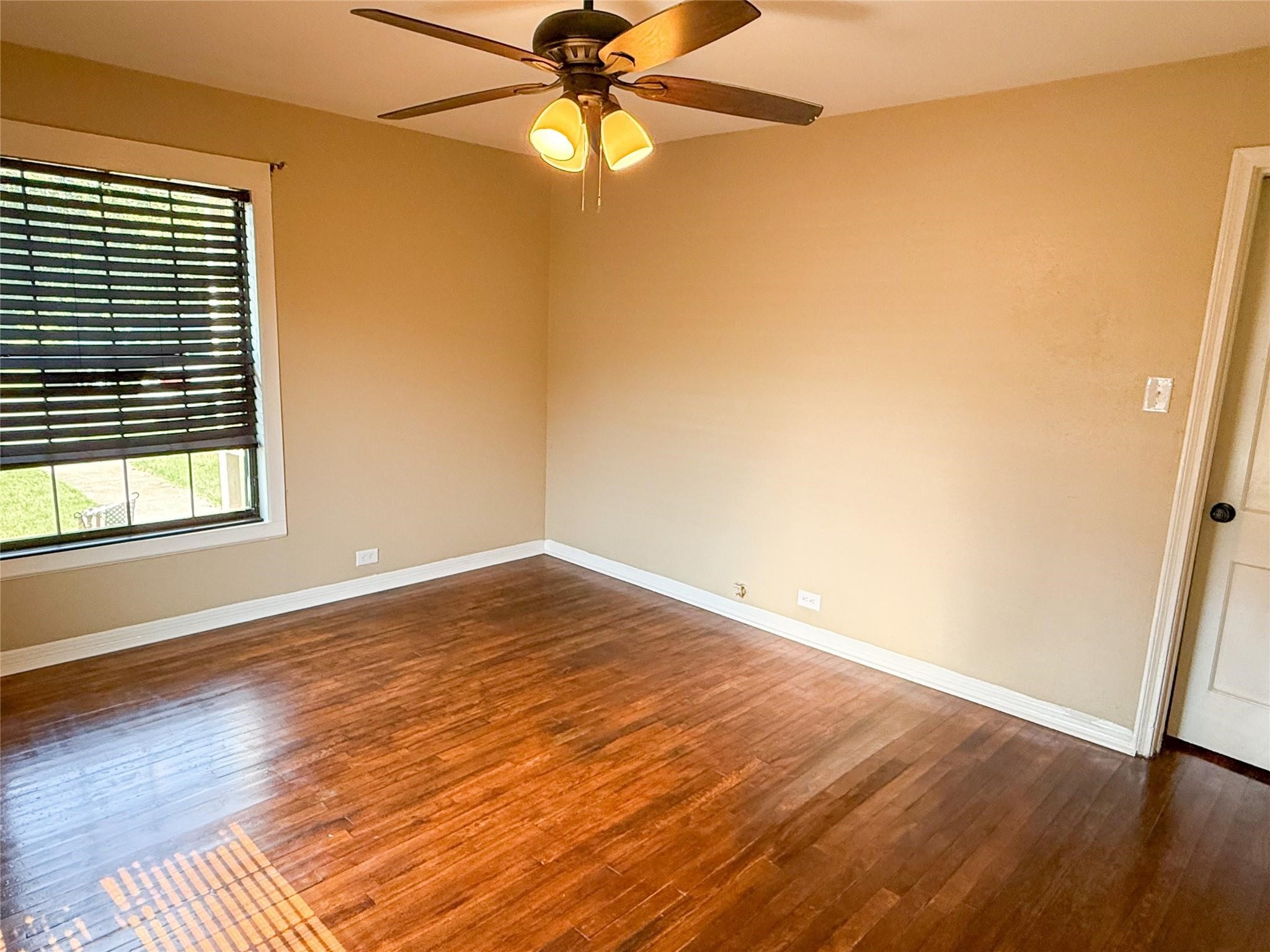 104 Dixon Street Cleburne TX 76033