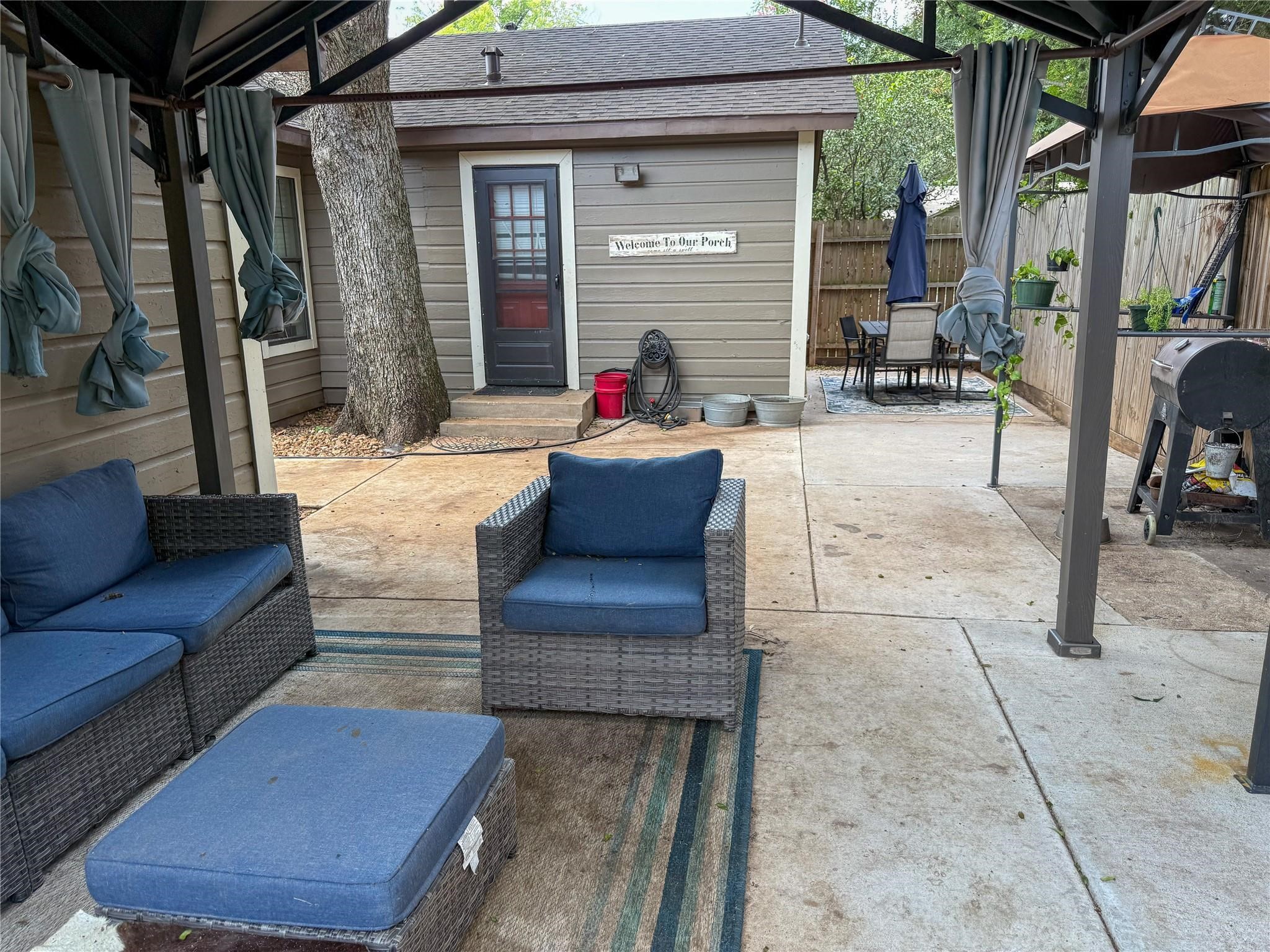 104 Dixon Street Cleburne TX 76033