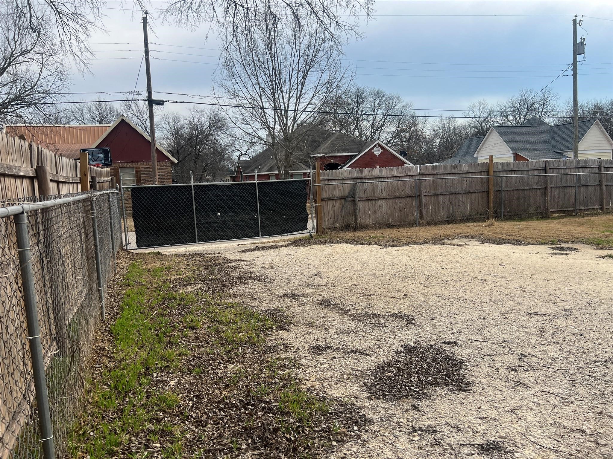104 Dixon Street Cleburne TX 76033