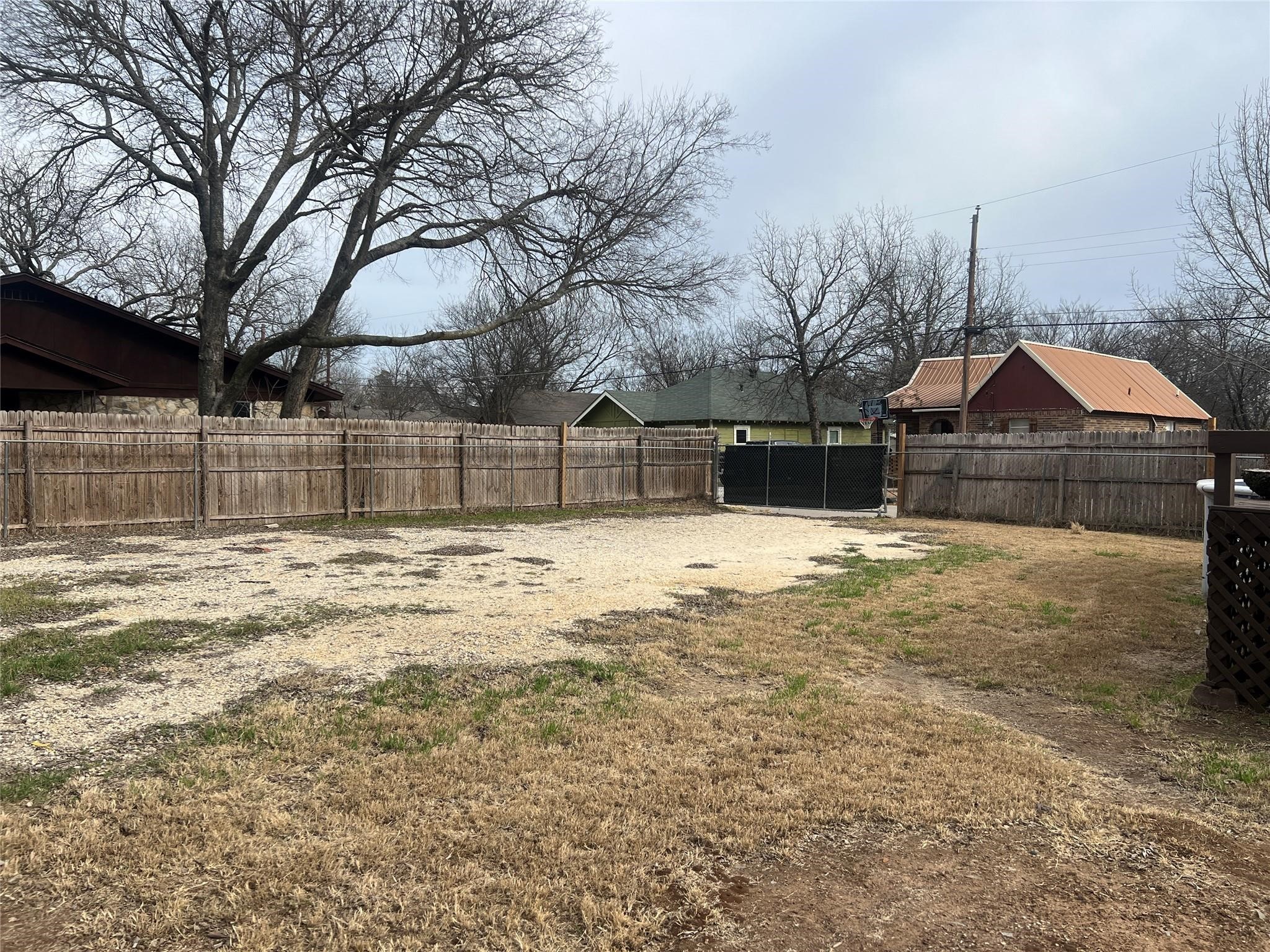104 Dixon Street Cleburne TX 76033