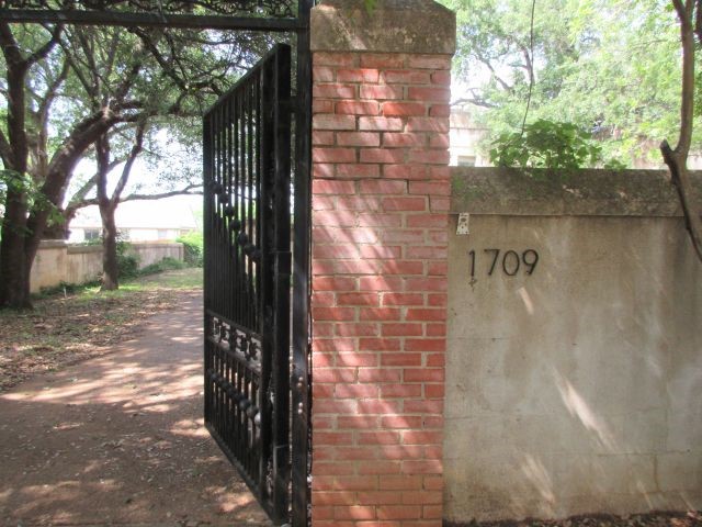1709 Norwood Lane Arlington TX 76013