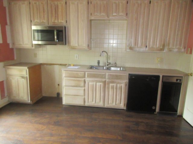1709 Norwood Lane Arlington TX 76013