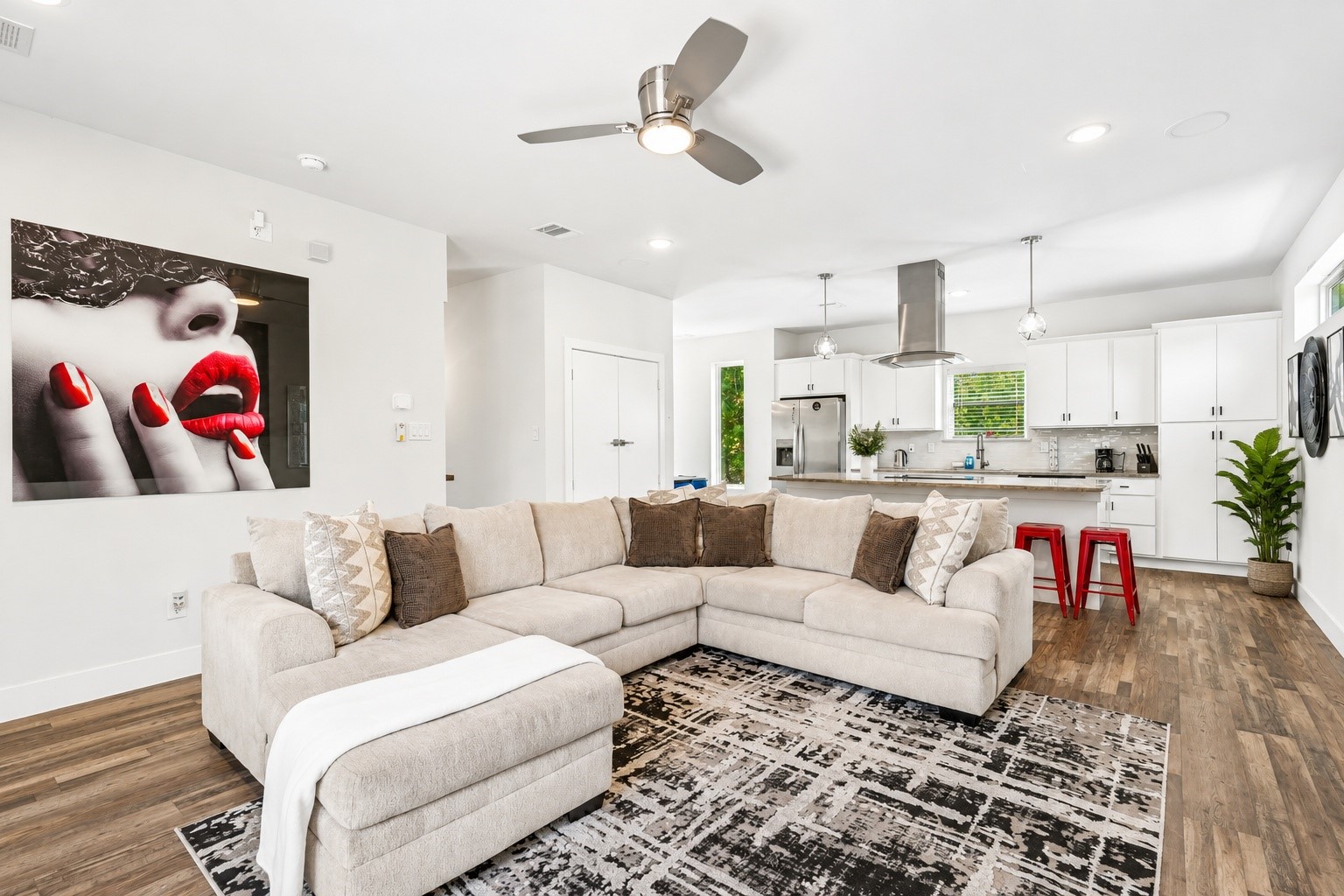 521 Faulk Street Dallas TX 75203