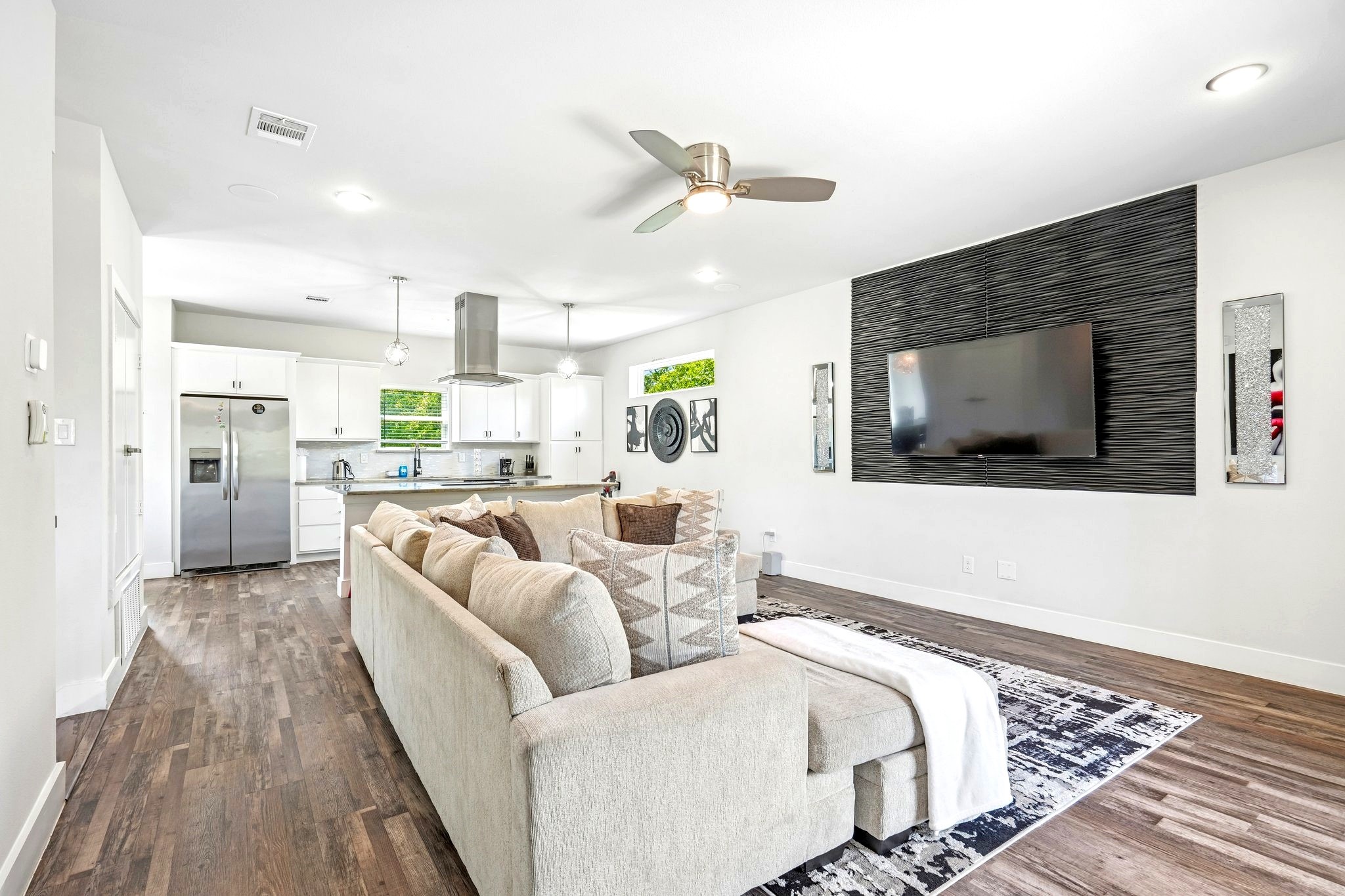 521 Faulk Street Dallas TX 75203