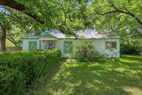 1111 Willow Street Grand Prairie TX 75050