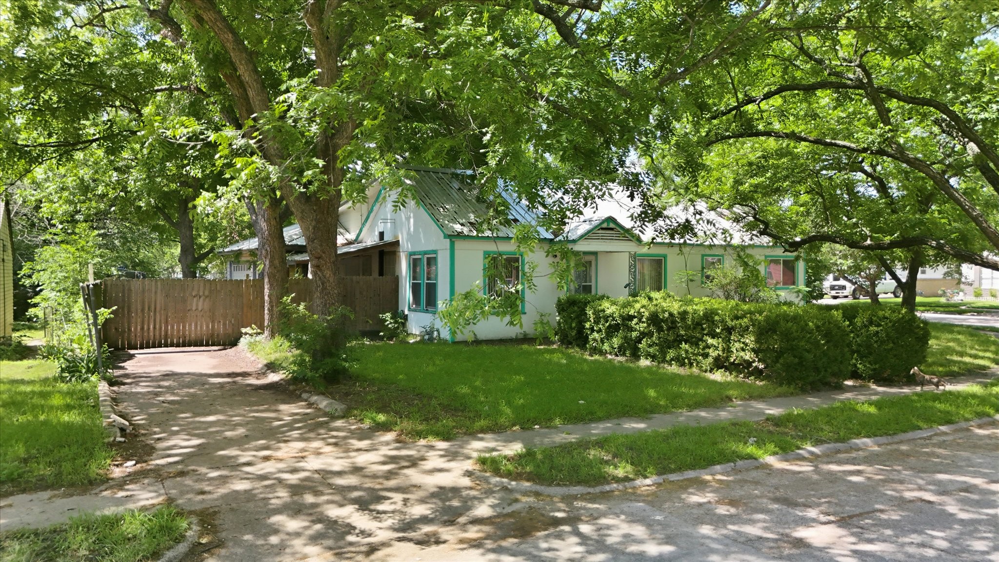 1111 Willow Street Grand Prairie TX 75050