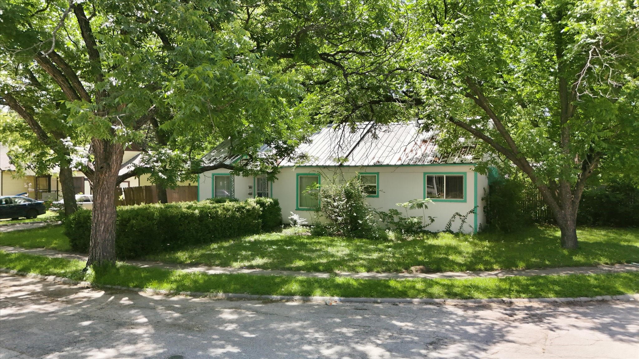 1111 Willow Street Grand Prairie TX 75050