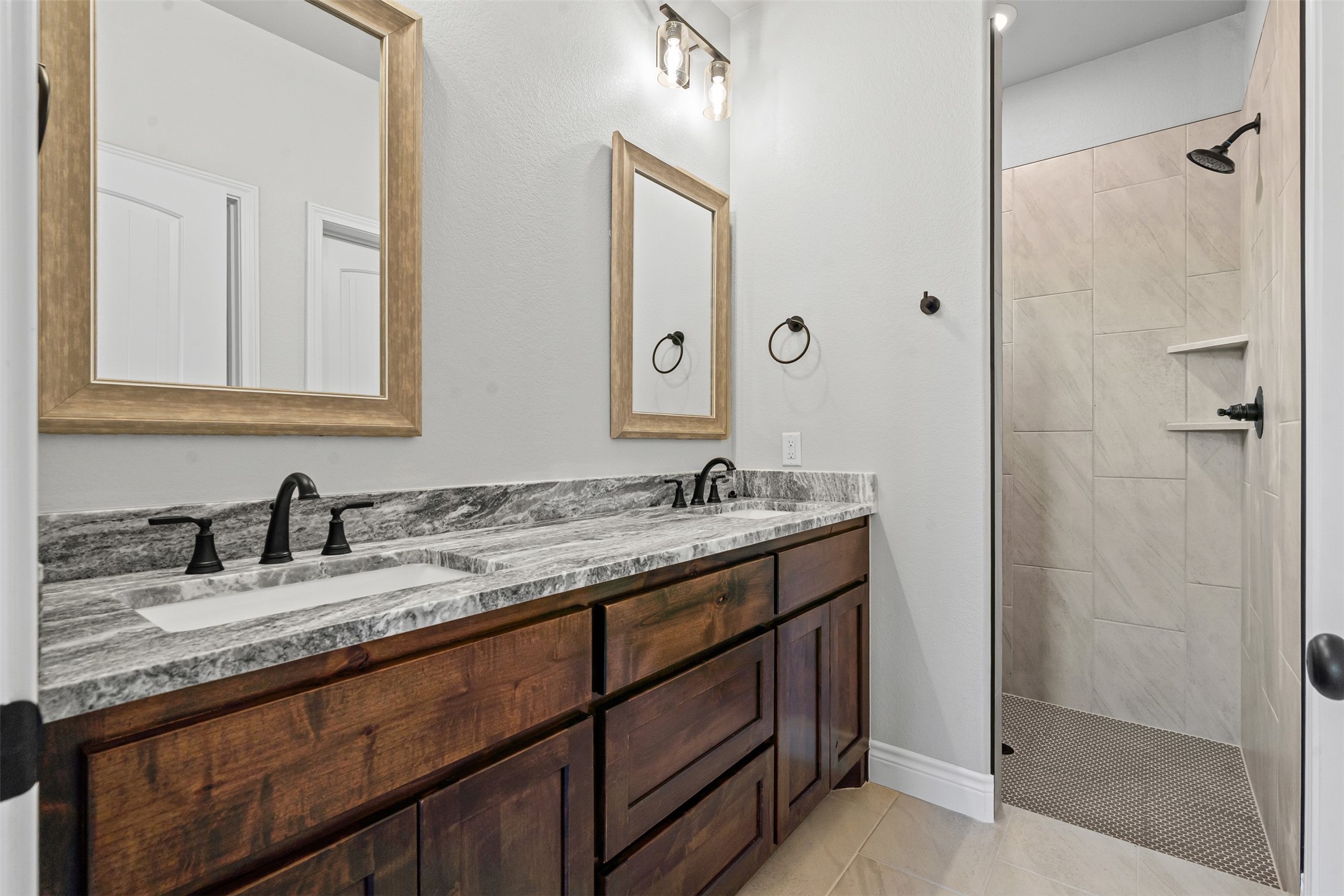 3400 Hilltop Road Granbury TX 76048