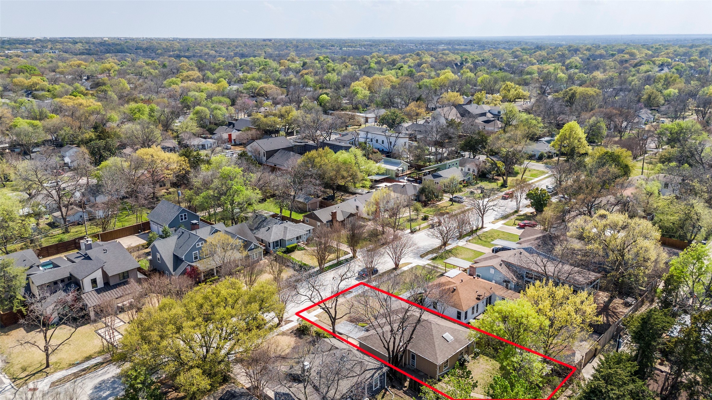 8931 San Fernando Way Dallas TX 75218