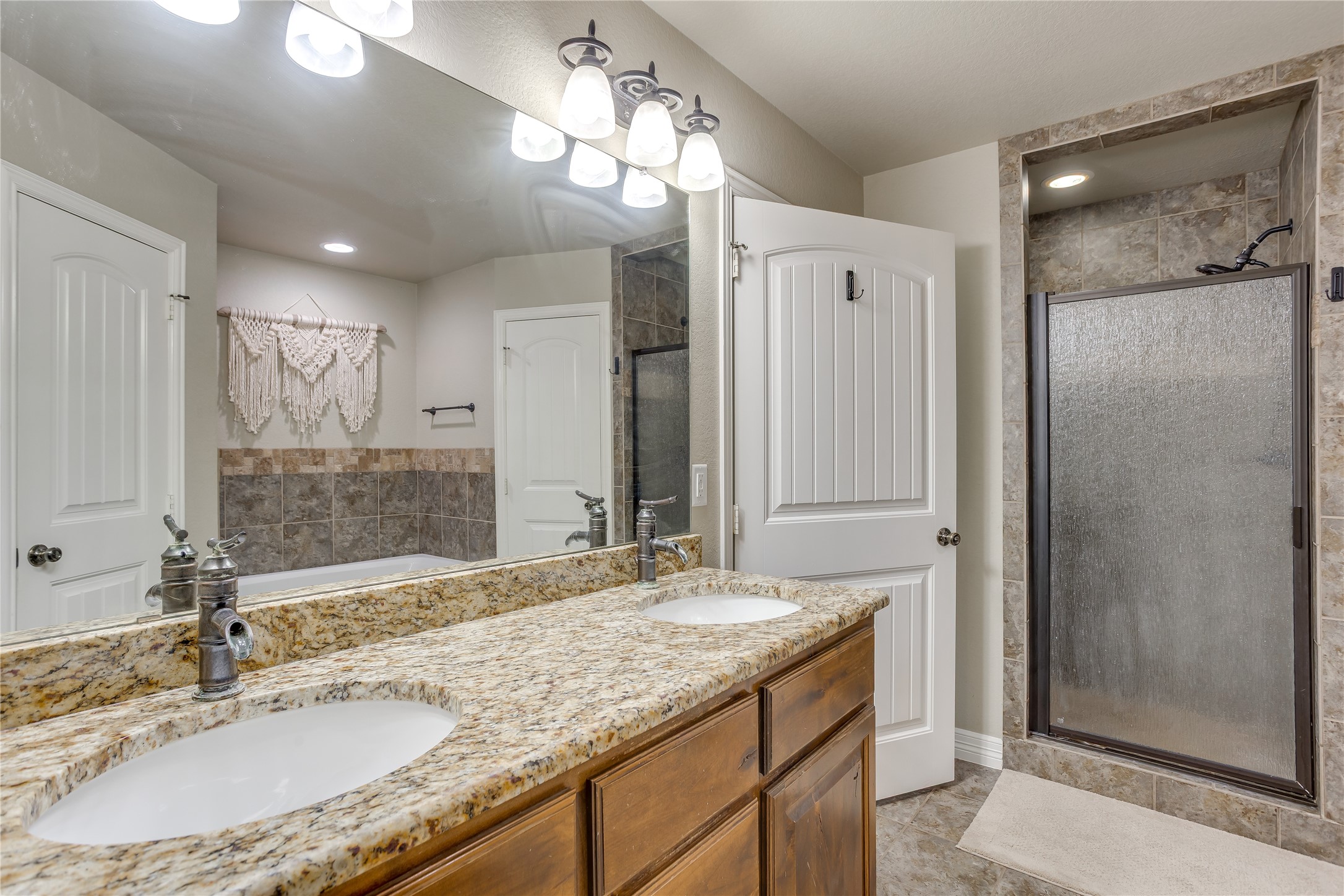 2306 Springhill Court Mineral Wells TX 76067