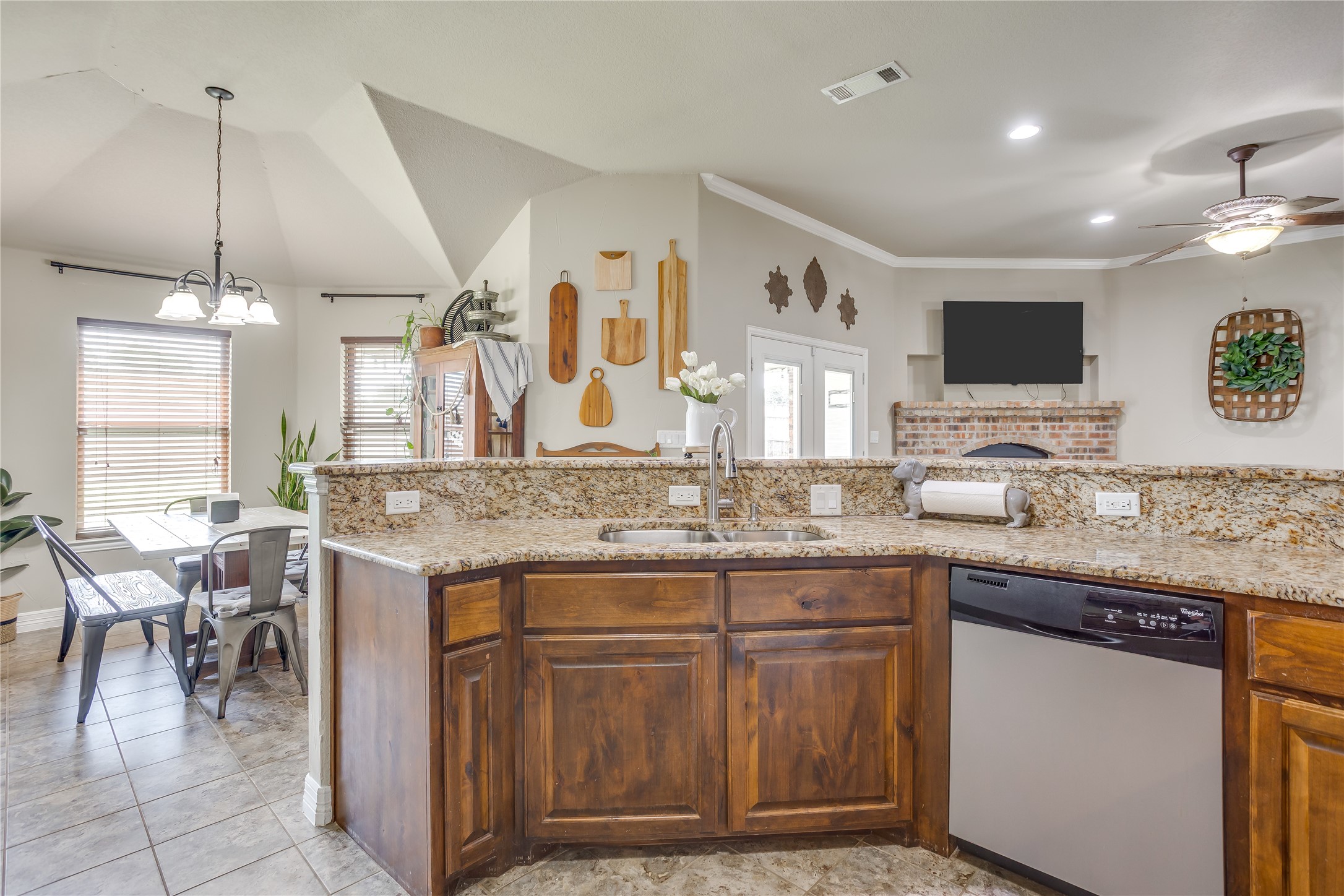2306 Springhill Court Mineral Wells TX 76067