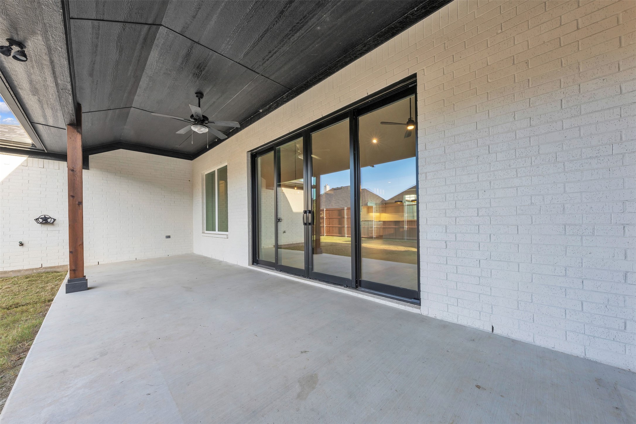 512 Creekside Drive Haslet TX 76052