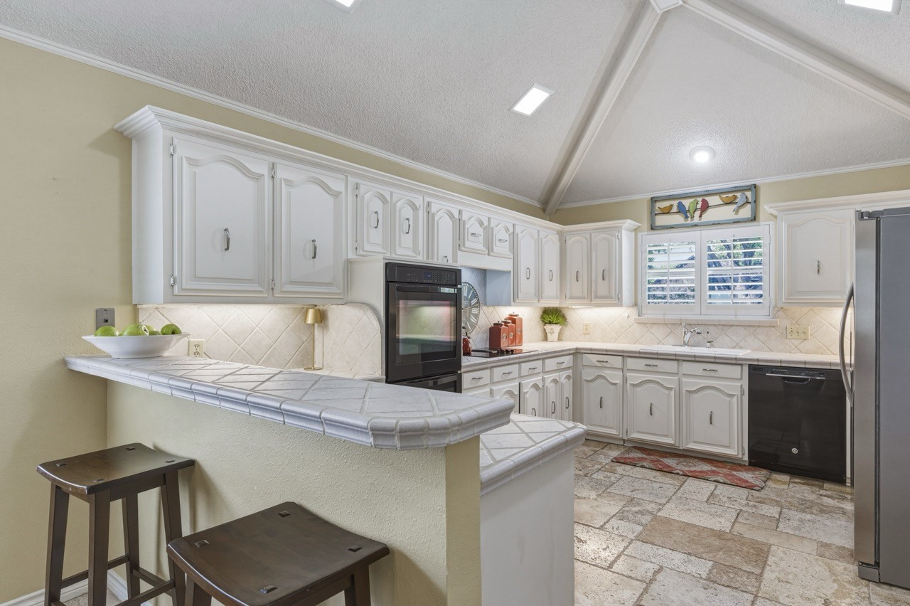 6306 Oakleaf Road Dallas TX 75248