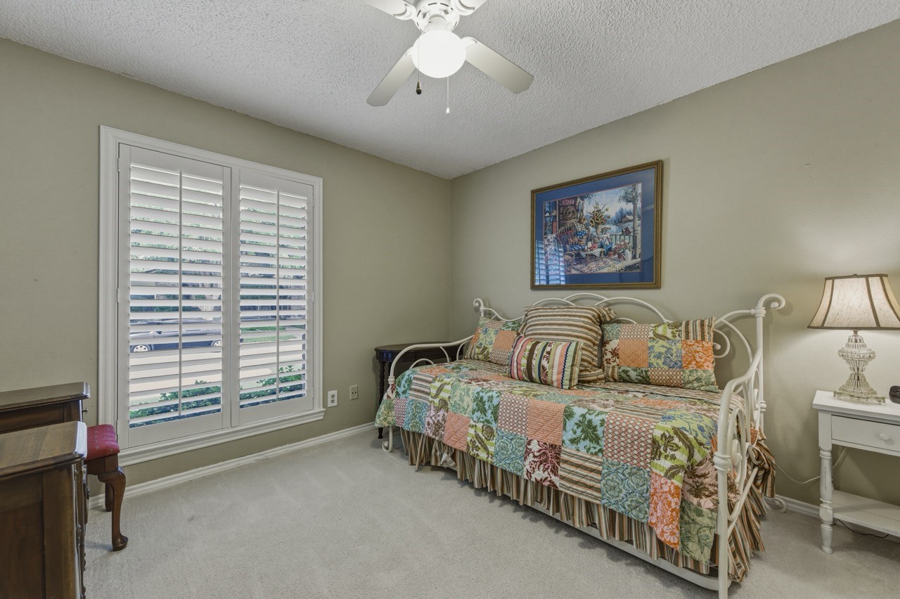 6306 Oakleaf Road Dallas TX 75248