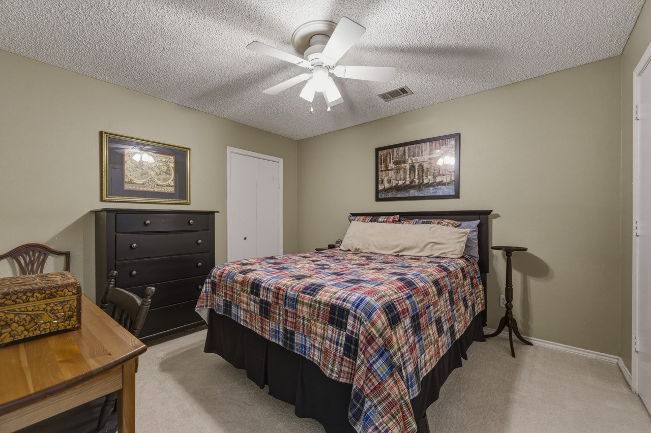 6306 Oakleaf Road Dallas TX 75248