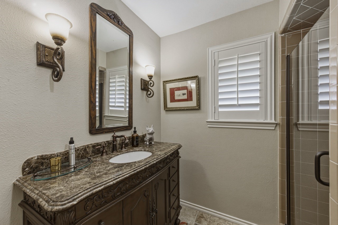 6306 Oakleaf Road Dallas TX 75248