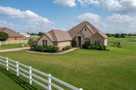 931 Wickwood Court Fort Worth TX 76131