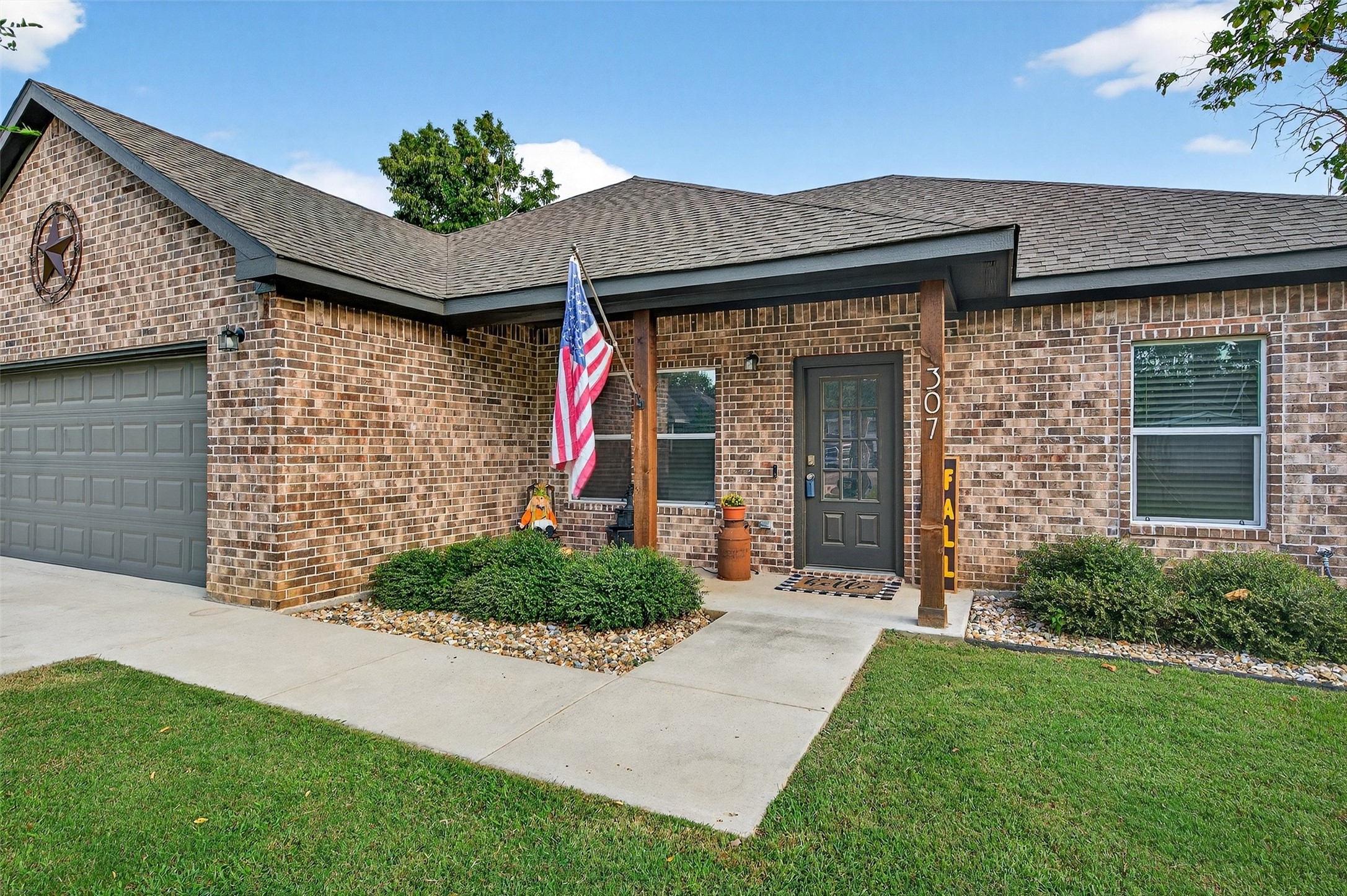 307 Brockett Street Collinsville TX 76233