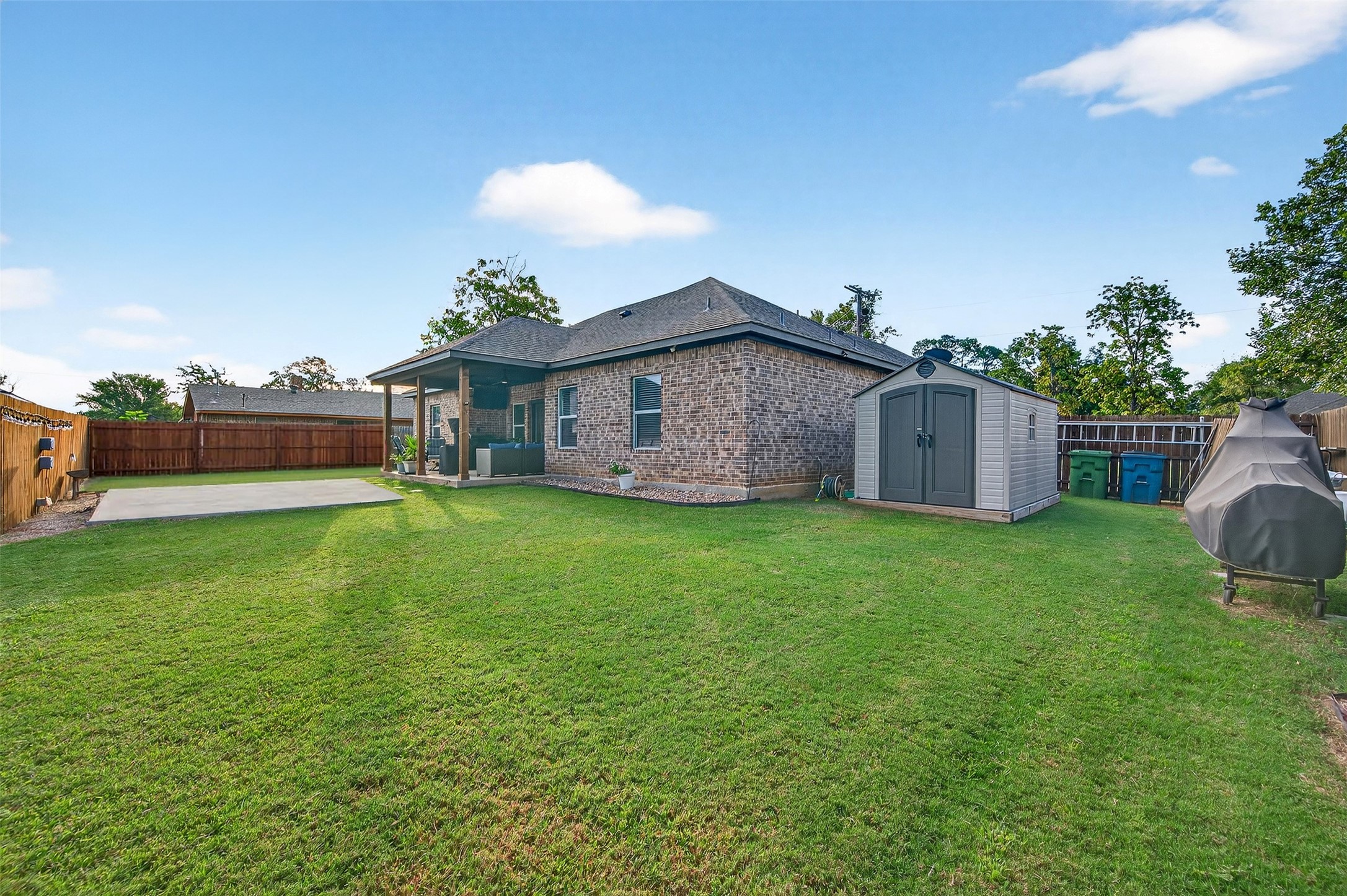 307 Brockett Street Collinsville TX 76233