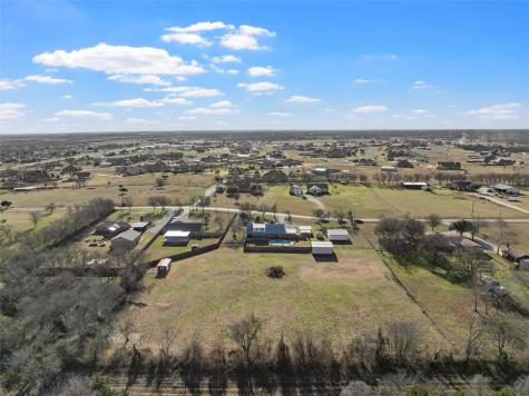 398 Bluebonnett Lane Lorena TX 76655