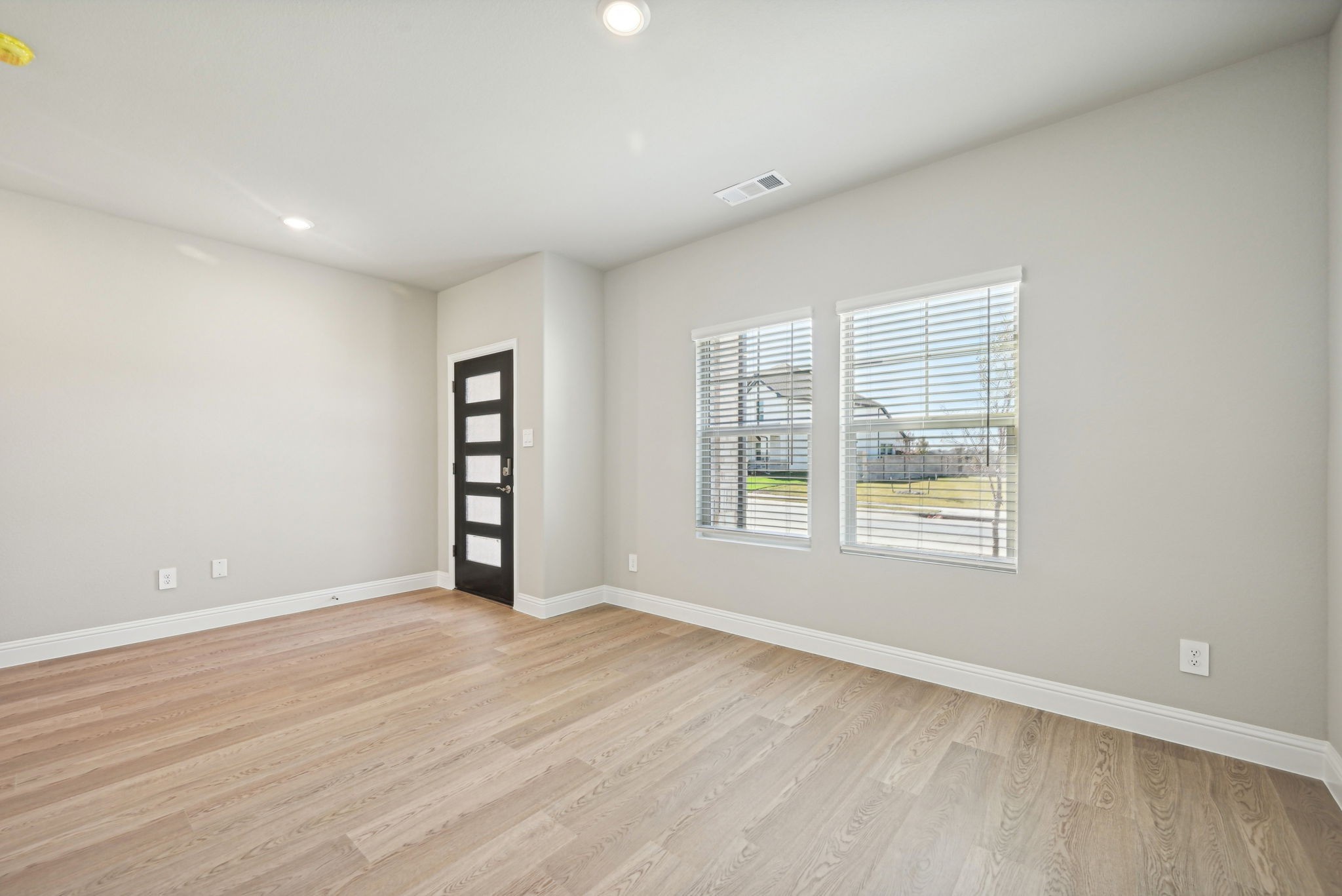 6211 Timberhurst Drive Princeton TX 75071