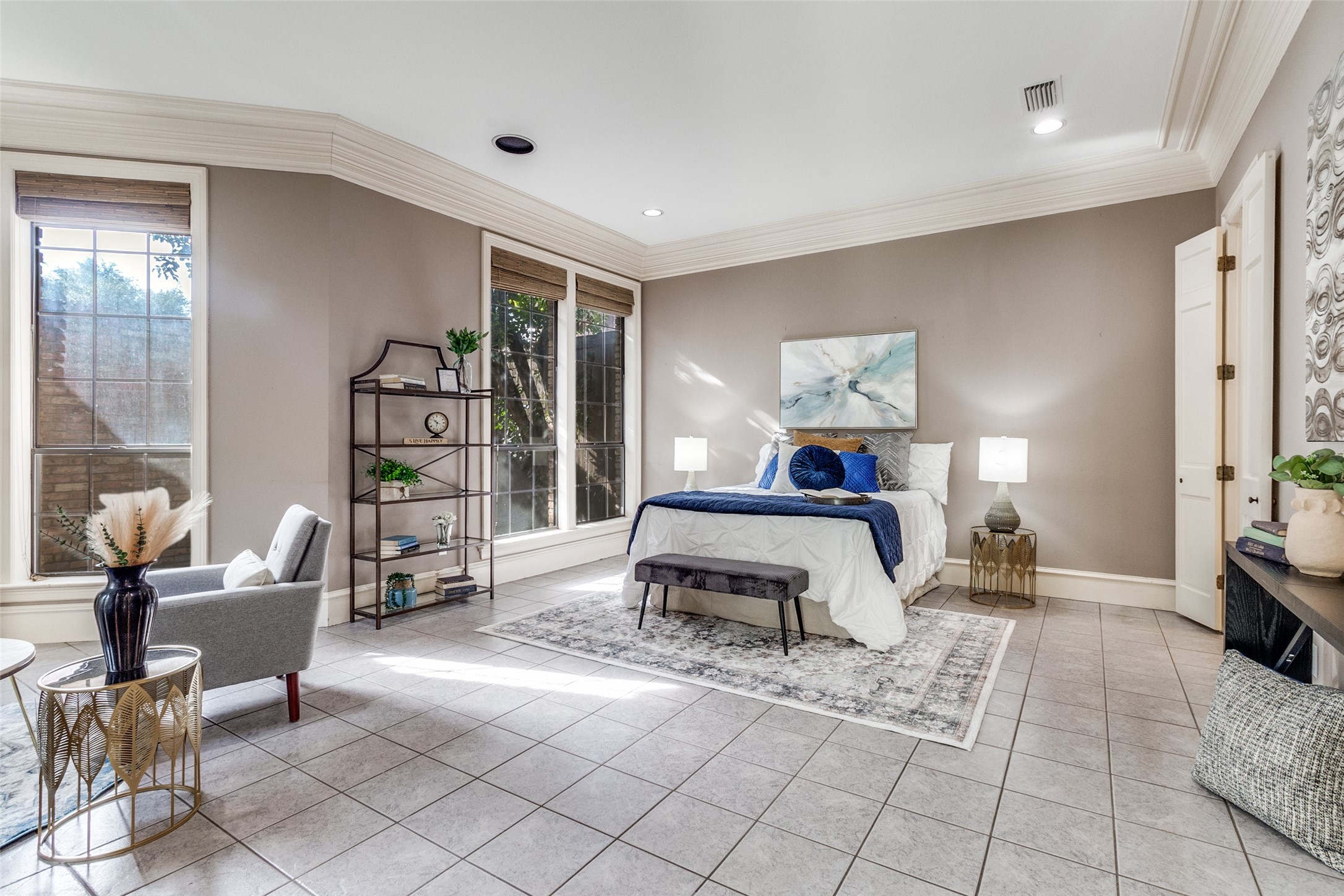 7155 Helsem Bend Dallas TX 75230