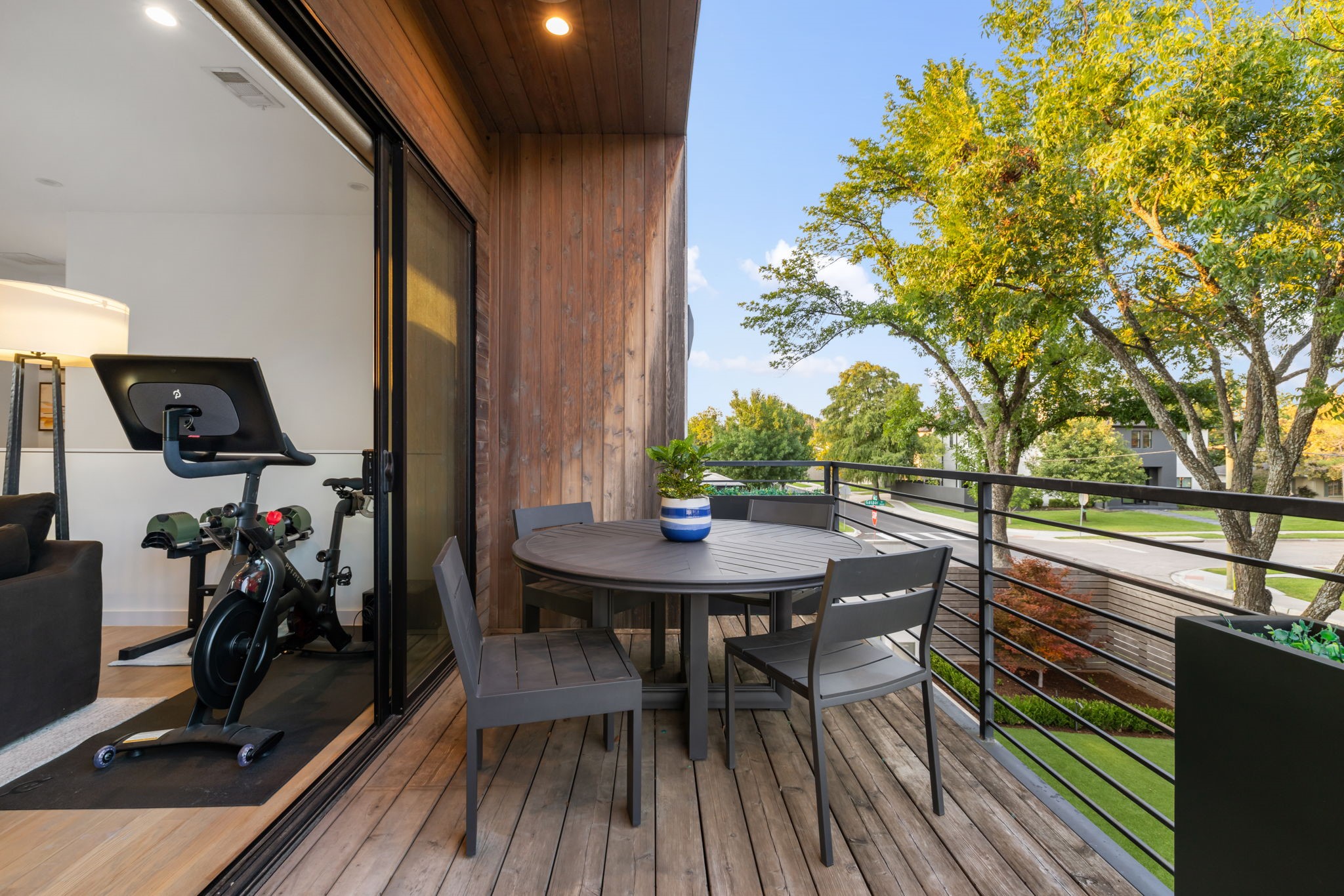 3894 Gaspar Drive Dallas TX 75220