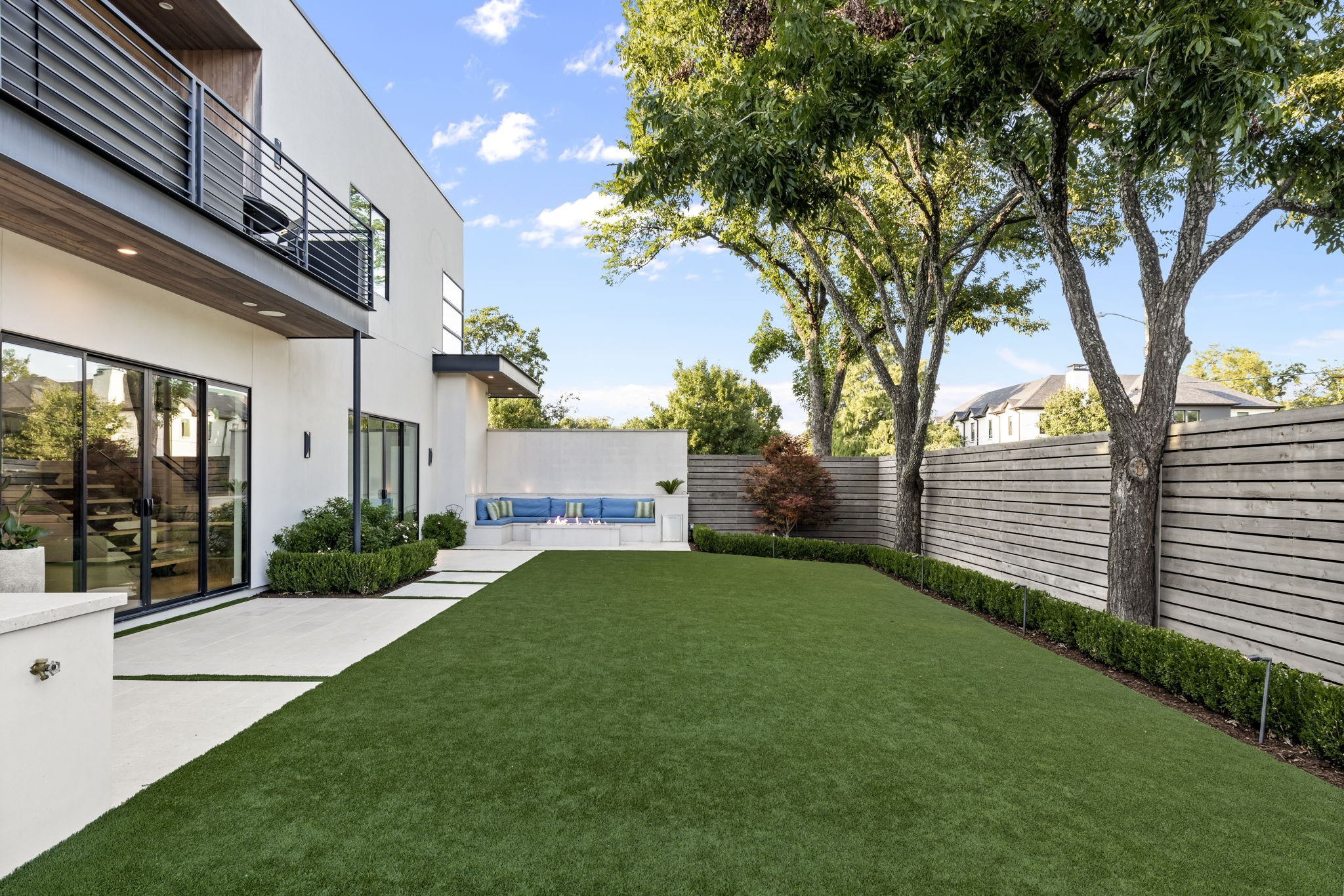 3894 Gaspar Drive Dallas TX 75220