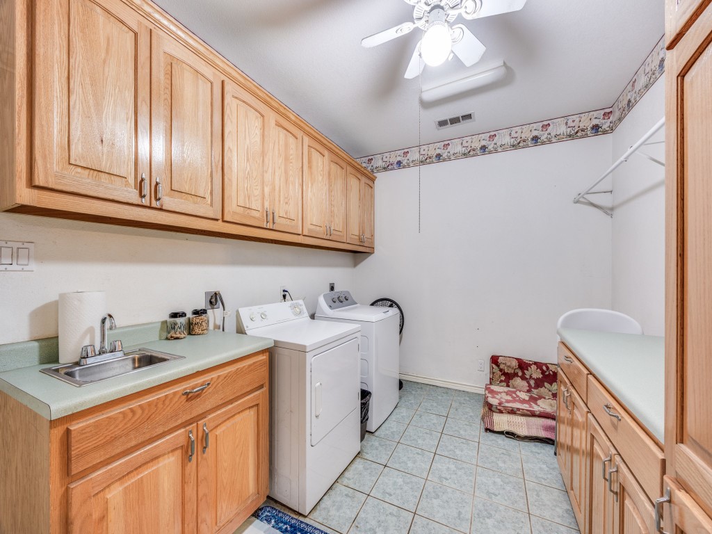 12900 Fm 121 W Van Alstyne TX 75495