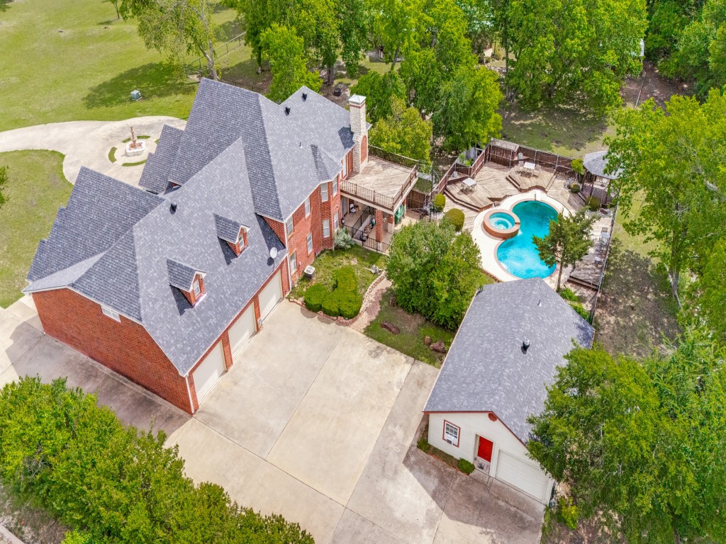 12900 Fm 121 W Van Alstyne TX 75495