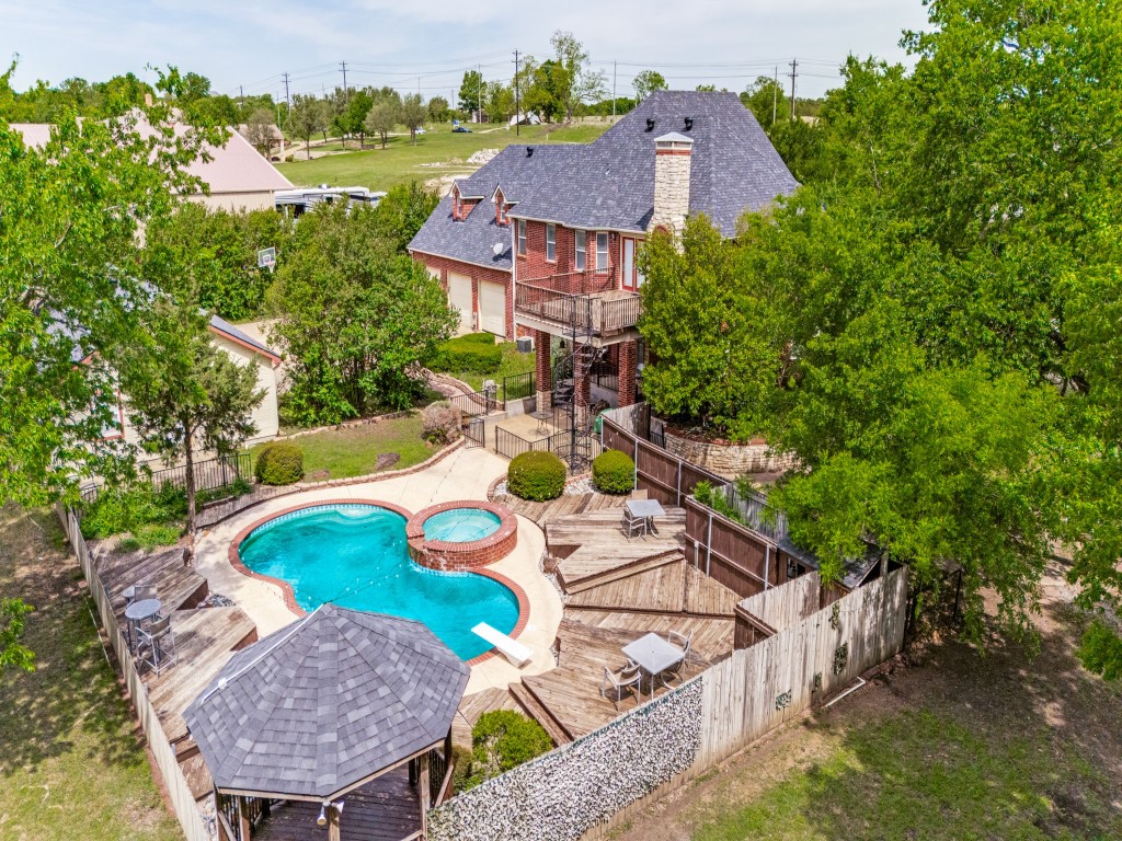 12900 Fm 121 W Van Alstyne TX 75495