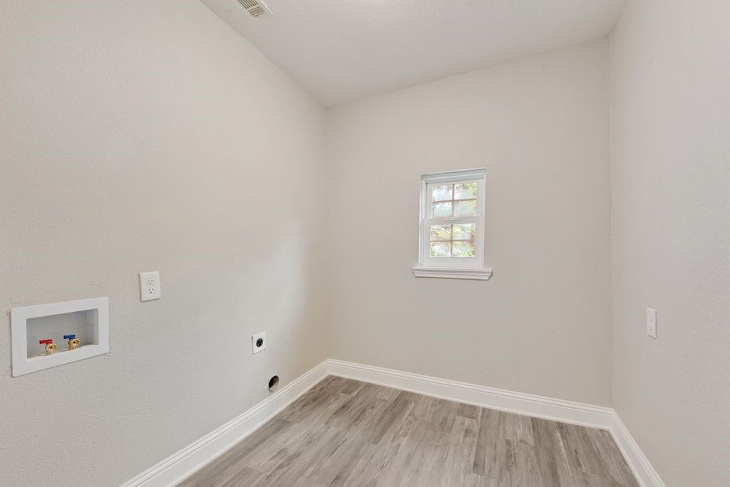 15647 County Road 355 Terrell TX 75161