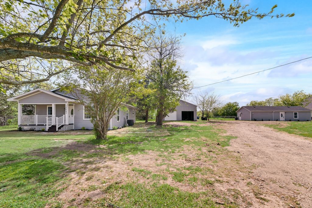 15647 County Road 355 Terrell TX 75161