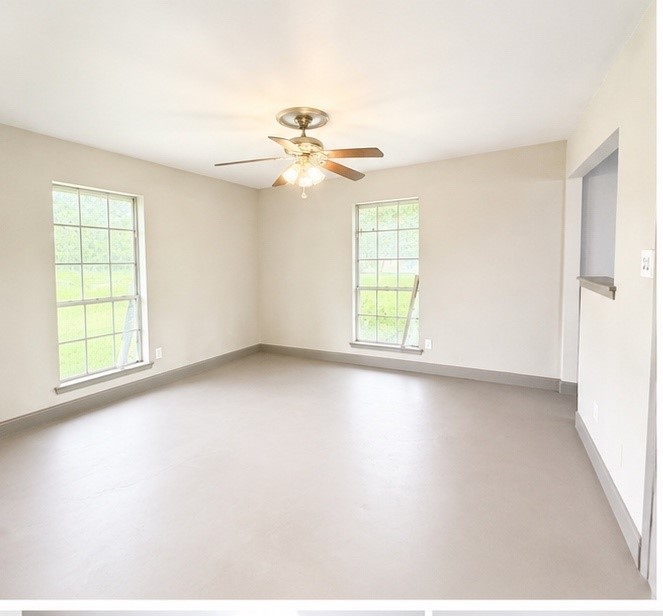 206 N Main Street Edgewood TX 75117