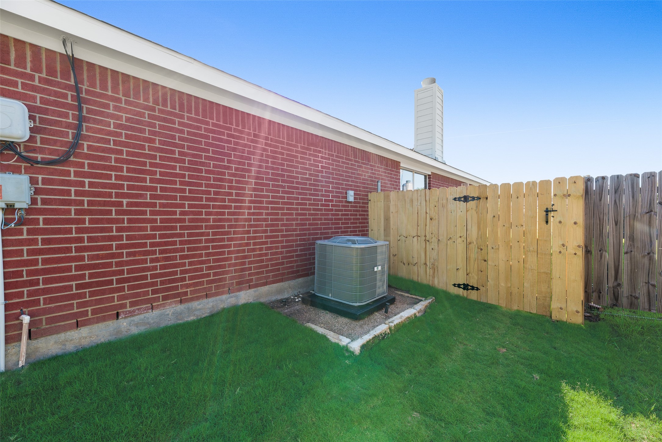 808 Sage Circle Burleson TX 76028
