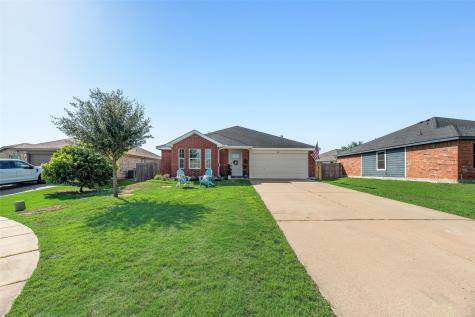 808 Sage Circle Burleson TX 76028